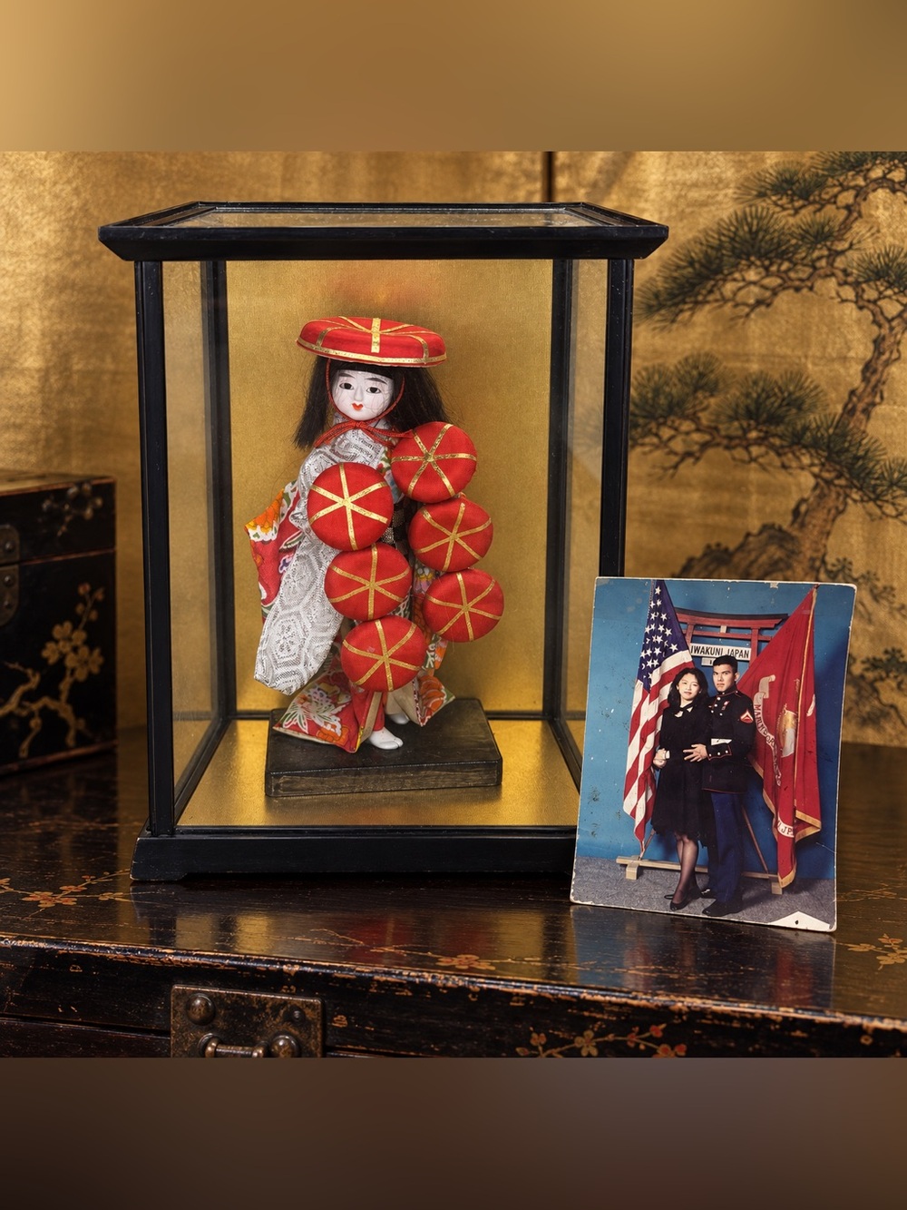 1950s Japanese Geisha Doll Temari Balls Glass Case Iwakuni Rare Military Photo